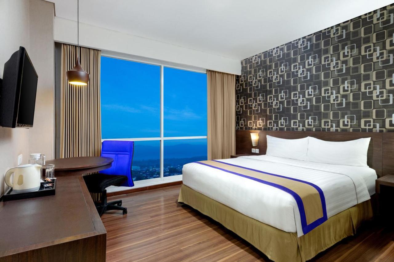 Aston Jember Hotel & Conference Center Екстериор снимка
