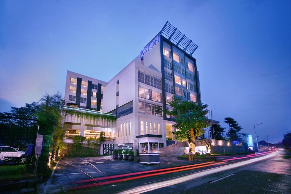 Aston Jember Hotel & Conference Center Екстериор снимка