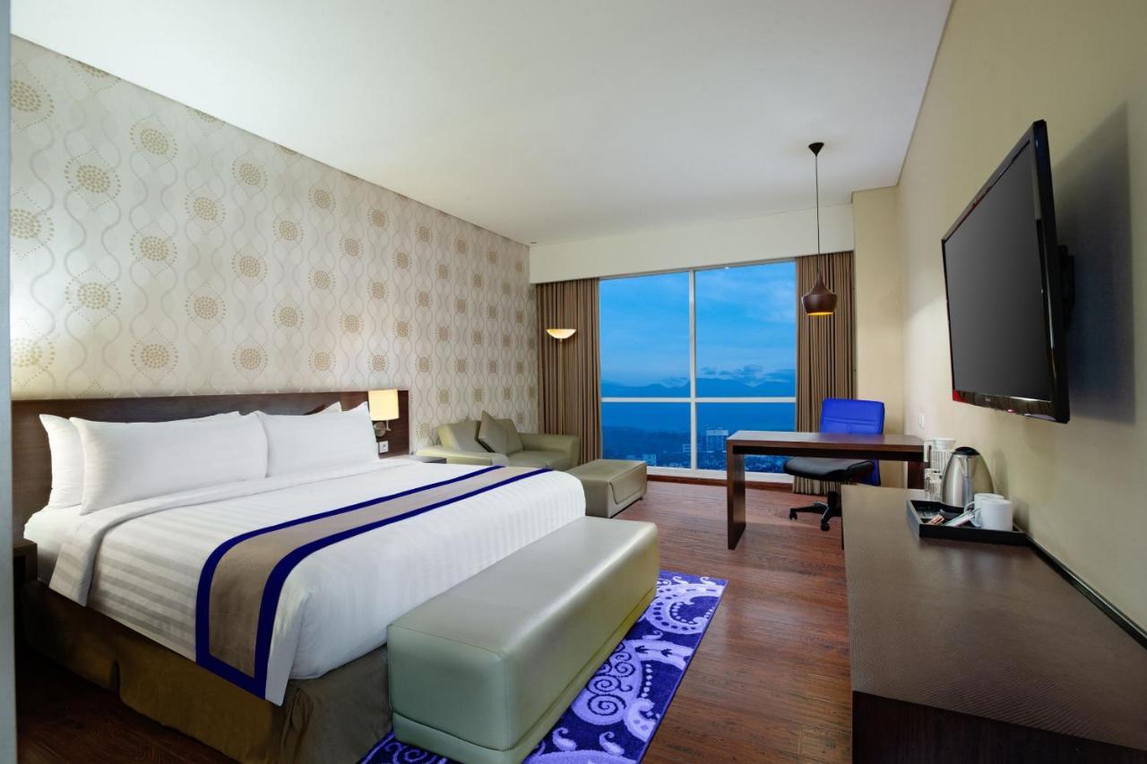 Aston Jember Hotel & Conference Center Екстериор снимка